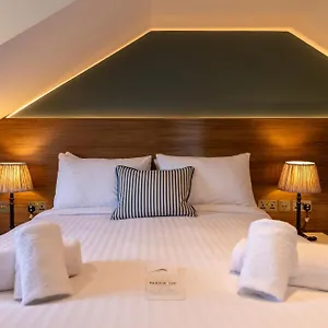 4* Pensjonat The Crown Pub &