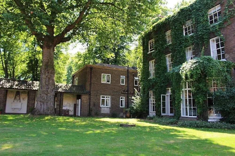 The Royal Foundation Of St Katharine London